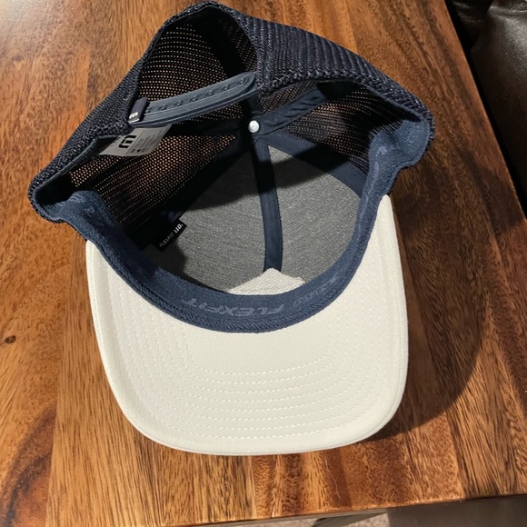 Travis Mathew snap back. Brand new - Picture 3 of 3